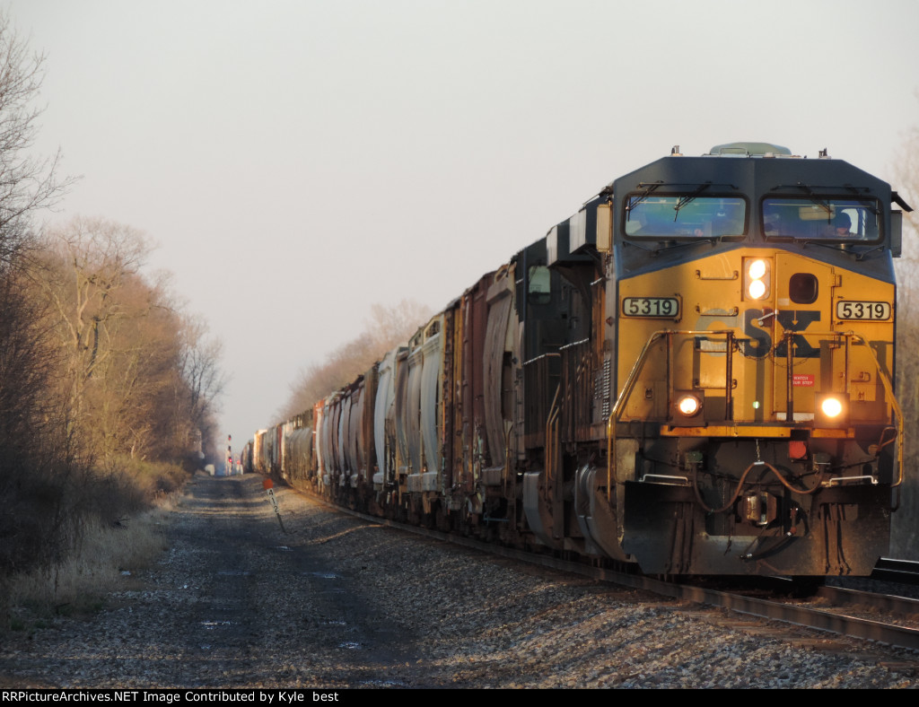 CSX 5319 on Q367